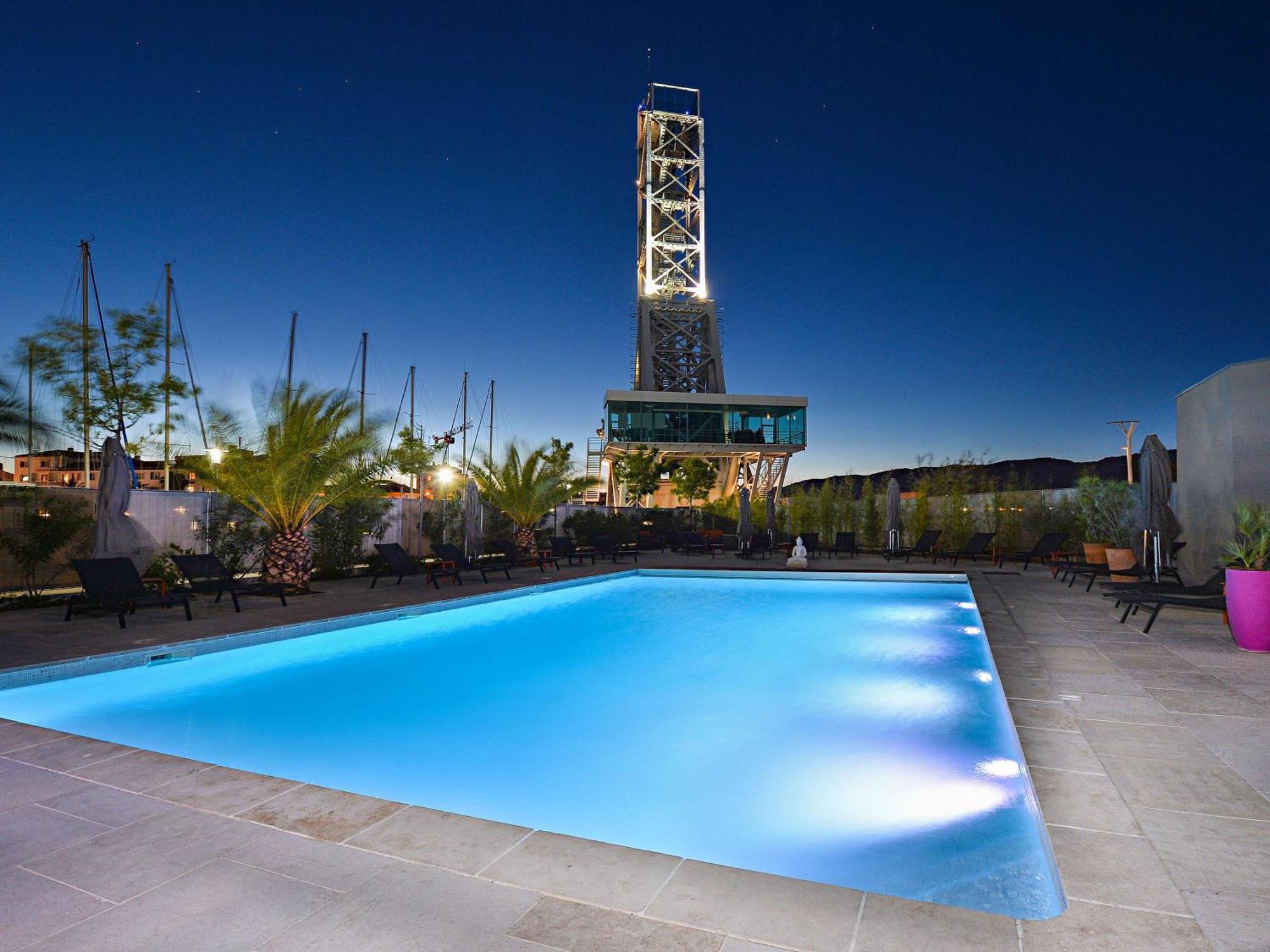 Hotel Mercure Toulon La Seyne-Sur-Mer Exteriör bild